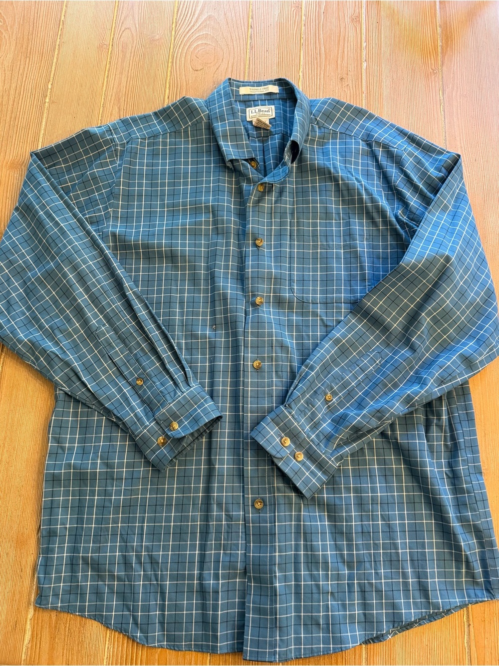 L.L. Bean Men's Teal and White Windowpane Button-Down Shirt